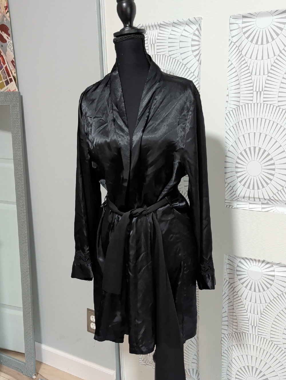 Gilligan & O'Malley Black Satin Kimono Robe with Tie Belt